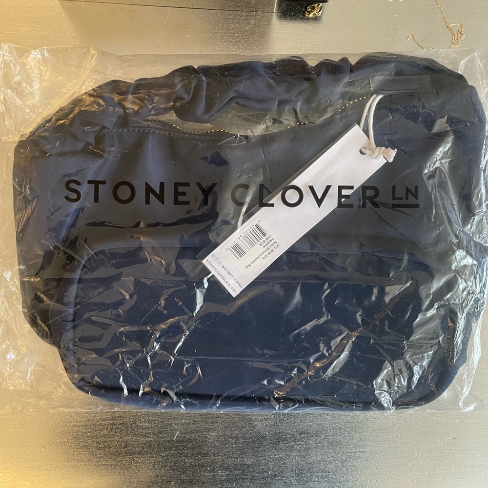 Stoney Clover Nylon Scrunch handle bag, color sapphire, NWT - Picture 2 of 4